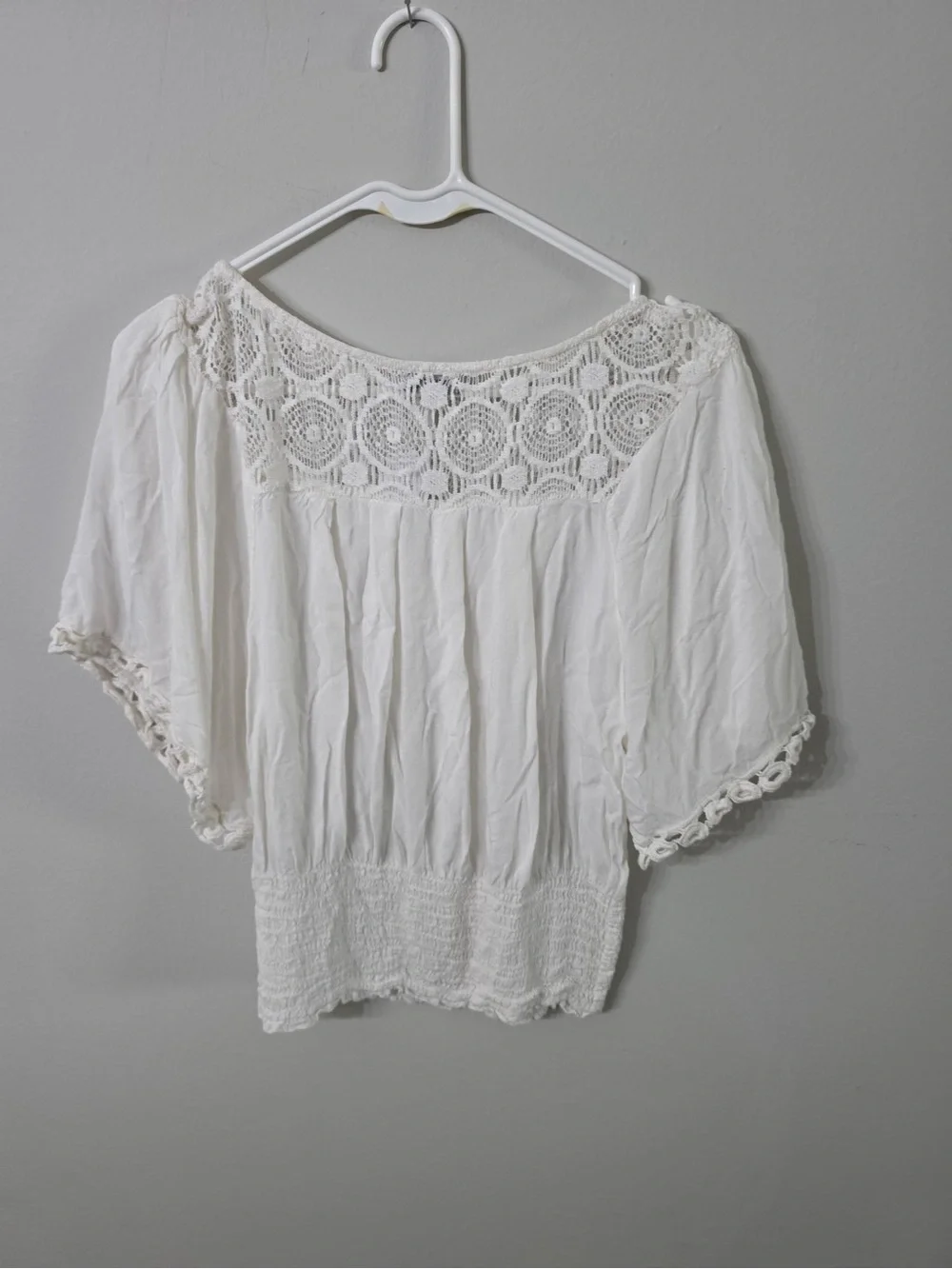 EARTHBOUND White Crochet Yoke Peasant Blouse